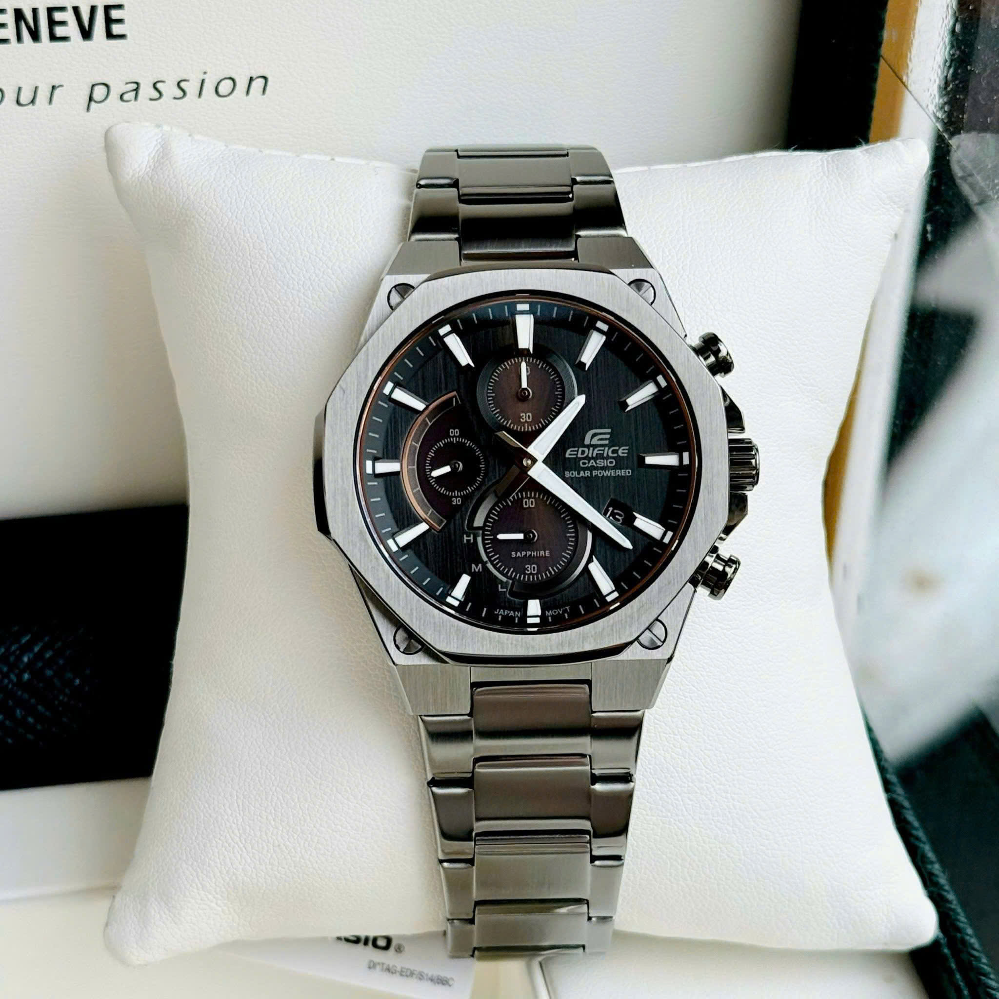 CASIO EDIFICE EFS-S570DC-1A CASIO EDIFICE EFS-S570DC-1A