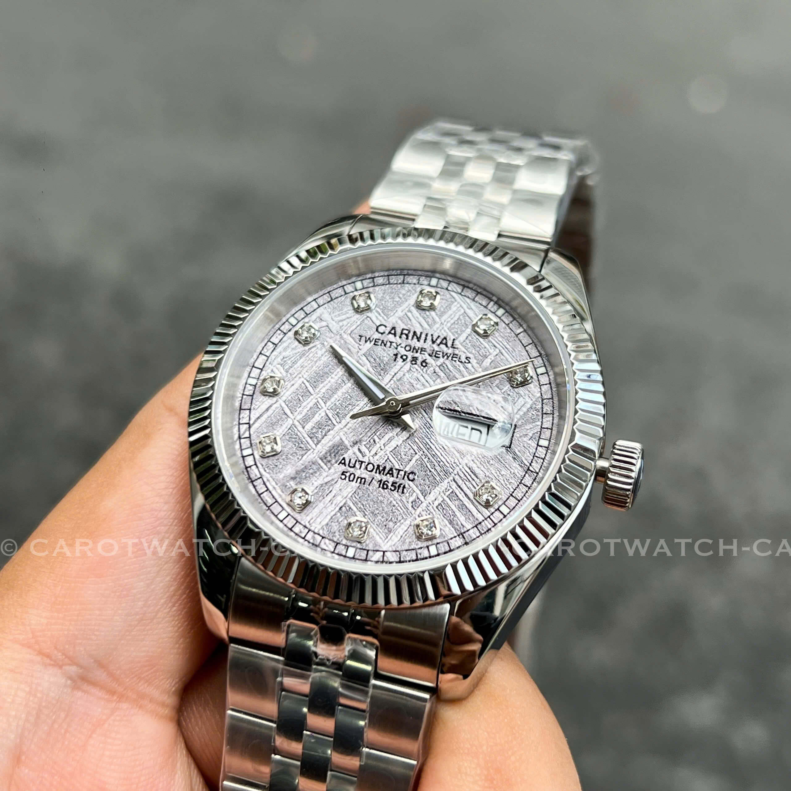 CARNIVAL 8131G-VT-TT-THIEN-THACH CARNIVAL 8131G-VT-TT-THIEN-THACH